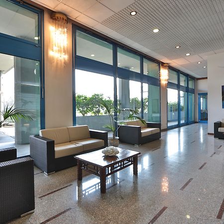 Unaway Hotel & Residence Quark Due Milano Экстерьер фото