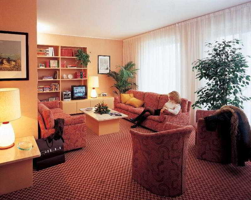 Unaway Hotel & Residence Quark Due Milano Экстерьер фото
